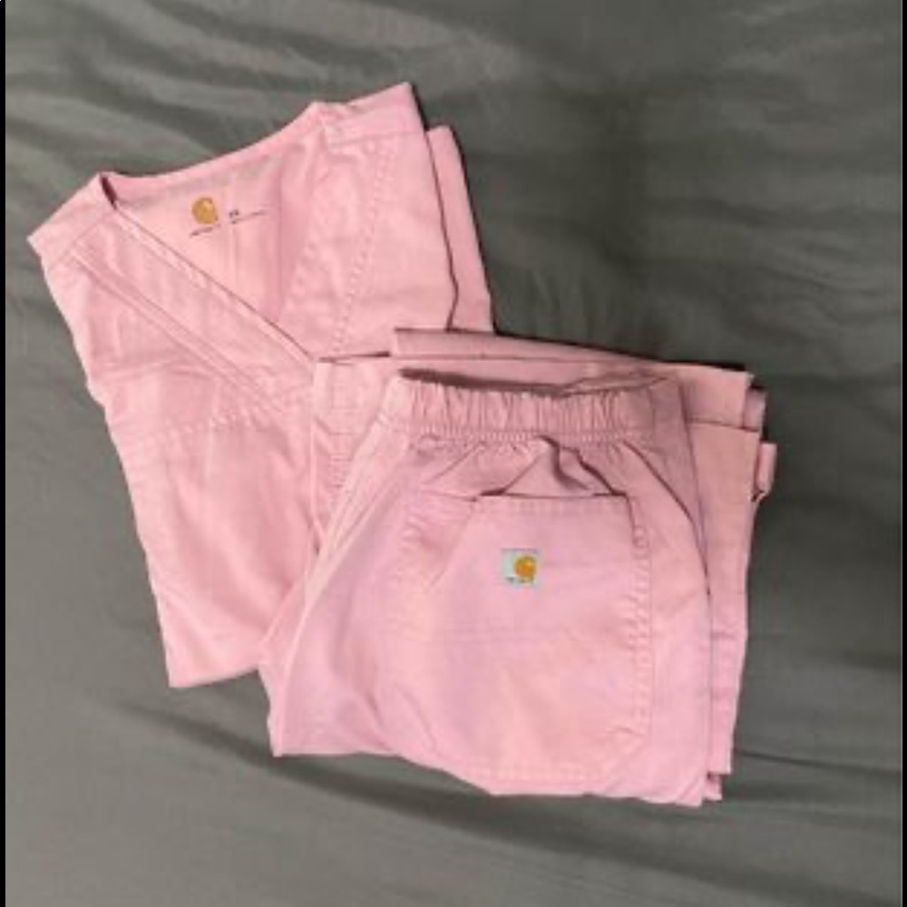COPY - Woman’s carhartt scrubs
